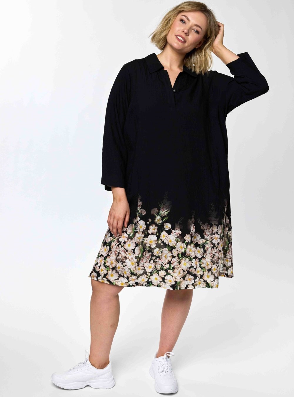 Gozzip - Michelle Tunika, Sort